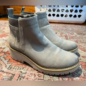 Sonoma Women’s 9.5 Casual Boots